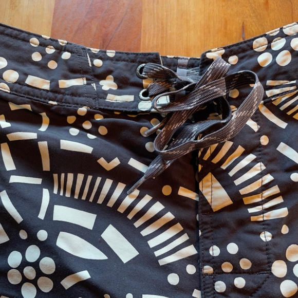⭐️ Patagonia Swim Shorts - Like New Condition - Picture 2 of 9